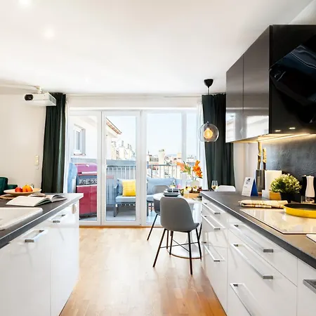 Apartmán Days - Two Bedroom With Parking, Balcony, Grill & Projector Praha